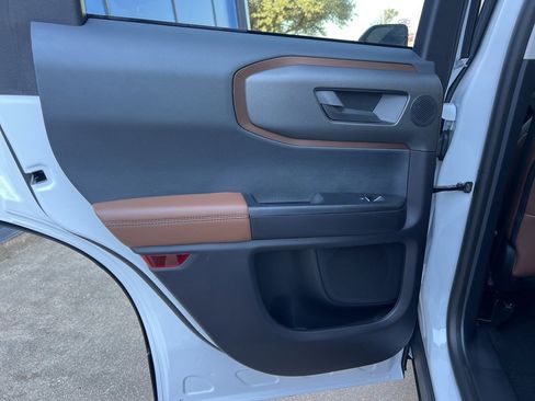 Used 2025 Ford Bronco Sport Outer Banks w/ Outer Banks Tech Package+ image 13