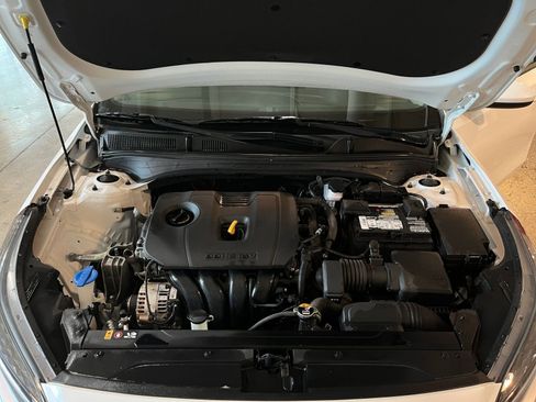 Used 2024 Kia Forte LXS FWD image 31