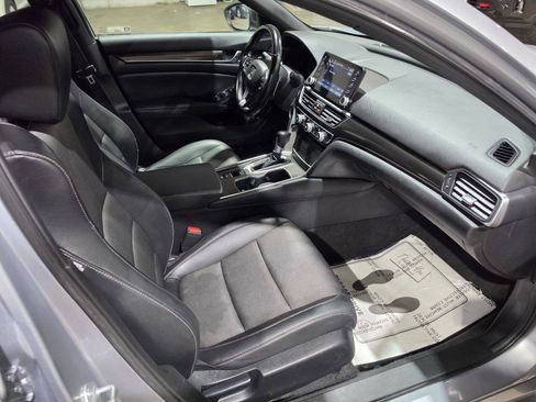 Used 2021 Honda Accord Sport image 27