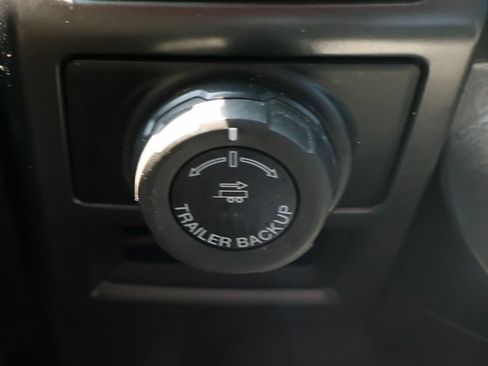 Used 2018 Ford F150 XLT w/ Equipment Group 302A Luxury AWD/4WD image 33