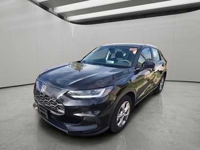 Used 2025 Honda HR-V LX