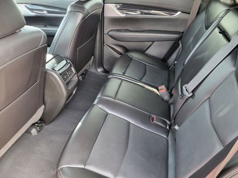Used 2023 Cadillac XT5 Premium Luxury image 18