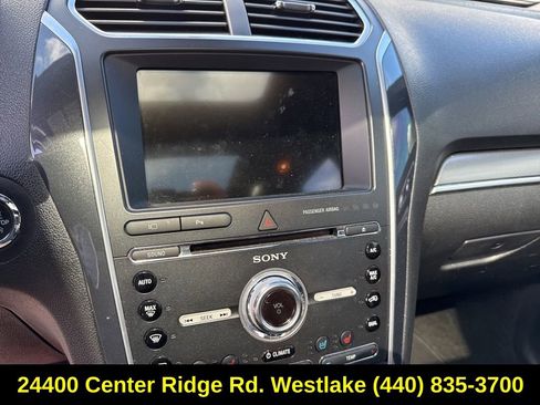 Used 2017 Ford Explorer Sport w/ Equipment Group 401A image 8