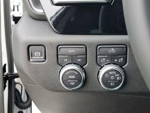 New 2026 GMC Sierra 1500 Elevation AWD/4WD image 30