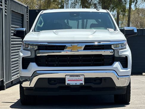 Used 2023 Chevrolet Silverado 1500 LT AWD/4WD image 11