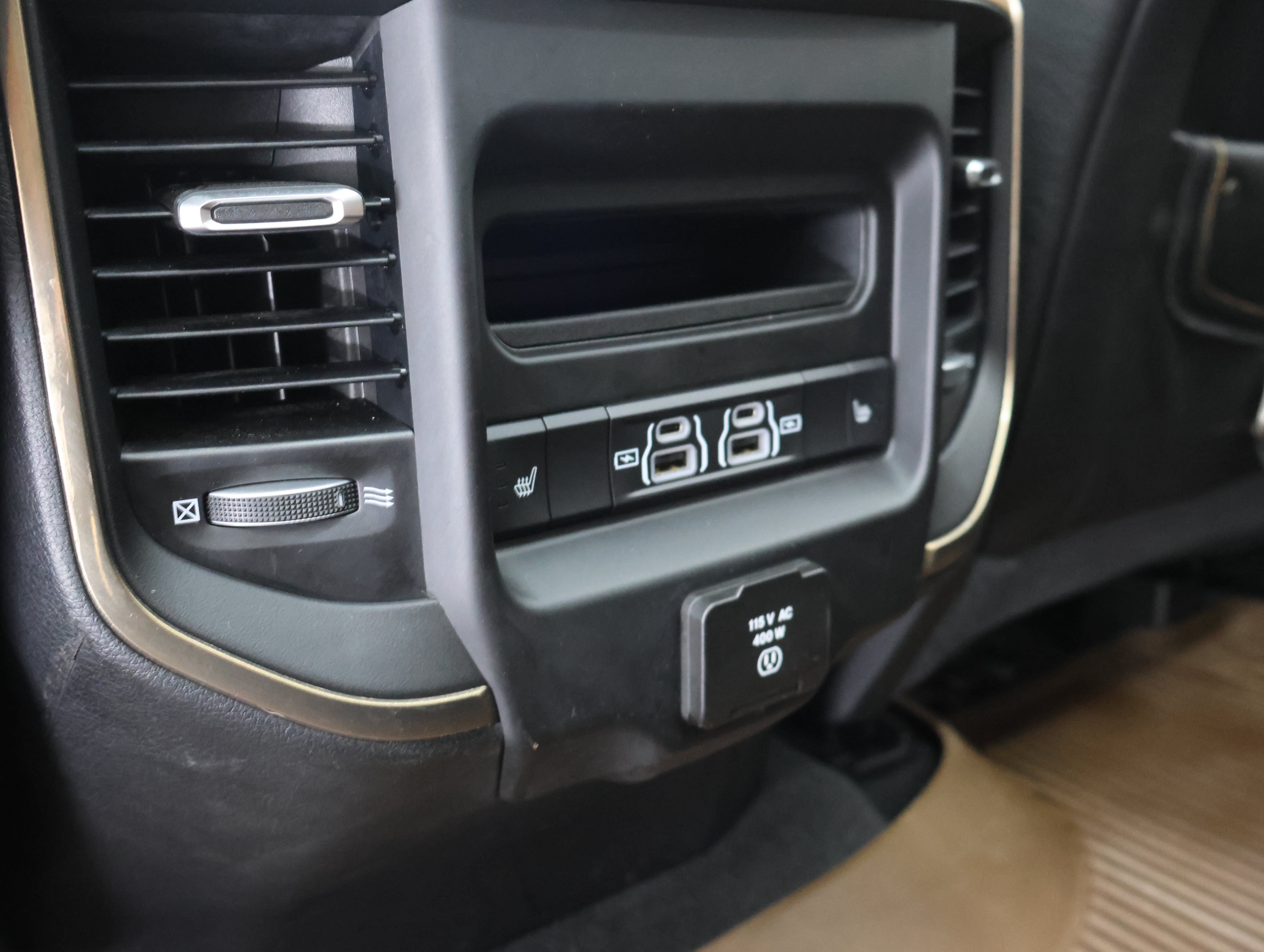 Used 2022 RAM 1500 Limited AWD/4WD image 37