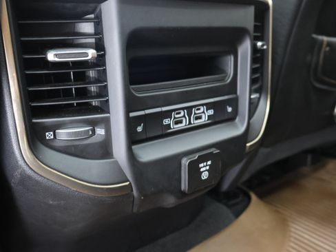 Used 2022 RAM 1500 Limited AWD/4WD image 37