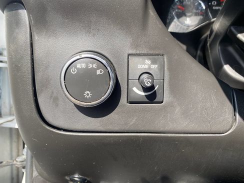 Used 2016 Chevrolet Express 2500 Extended RWD image 16