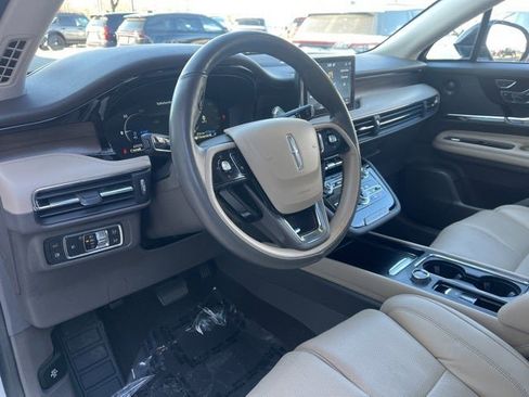 Used 2022 Lincoln Corsair Grand Touring w/ Elements Technology Bundle image 27