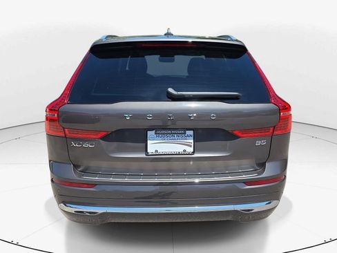 Used 2023 Volvo XC60 B5 Plus w/ Protection Package Premier FWD image 9
