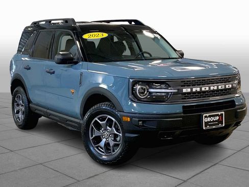 Used 2023 Ford Bronco Sport Badlands AWD/4WD image 2