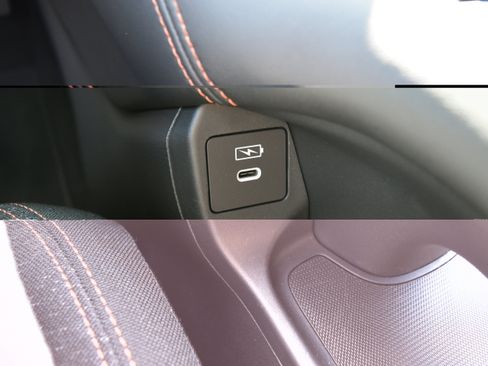 Certified 2024 Honda HR-V Sport image 23