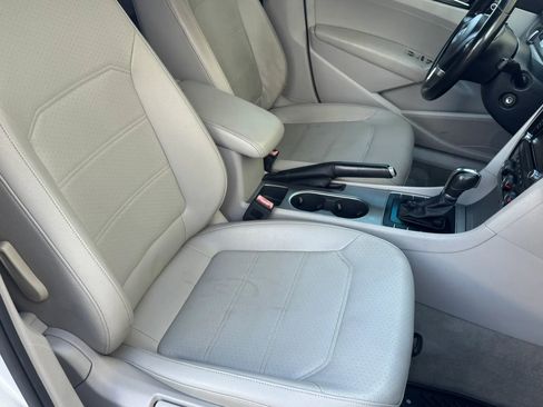 Used 2014 Volkswagen Passat TDI SE FWD image 14