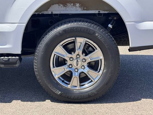 Used 2015 Ford F150 XLT w/ Equipment Group 301A Mid AWD/4WD image 14