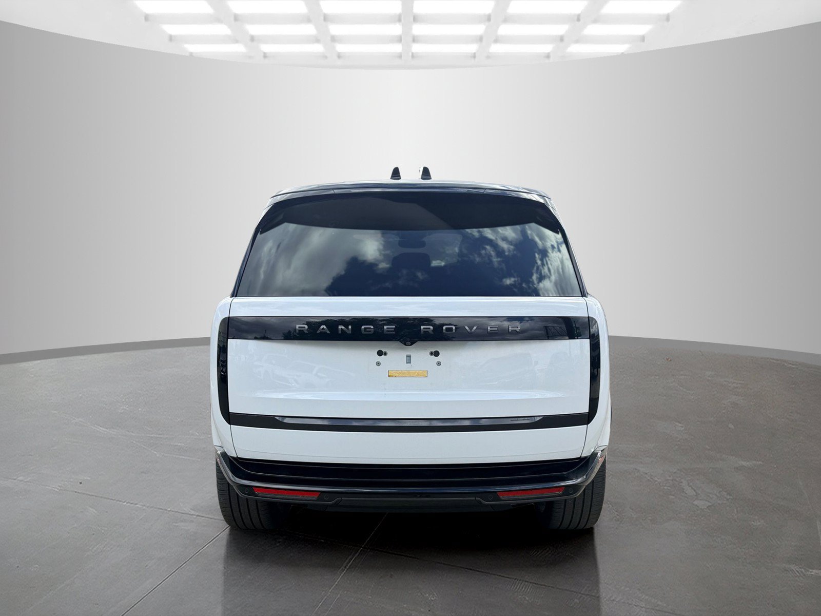 Used 2025 Land Rover Range Rover SE AWD/4WD image 6