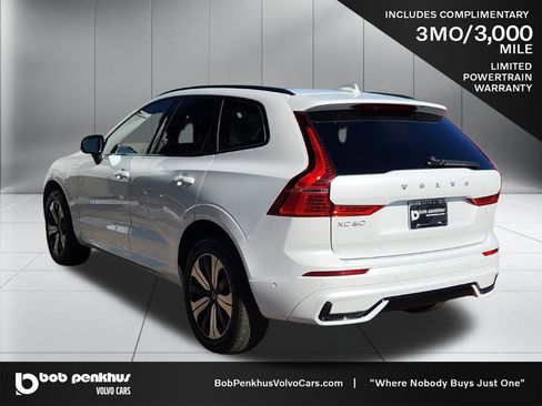 Used 2023 Volvo XC60 T8 Plus image 33