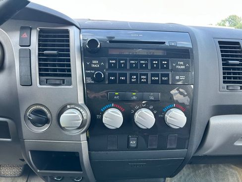 Used 2011 Toyota Tundra 4x4 Double Cab w/ Tow Pkg image 16