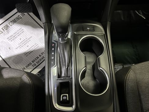 Used 2022 Chevrolet Equinox LT image 21