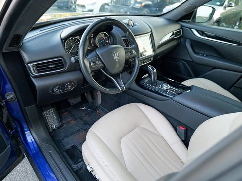 Used 2022 Maserati Levante GT image 19