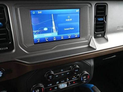 Used 2023 Ford Bronco Outer Banks AWD/4WD image 13