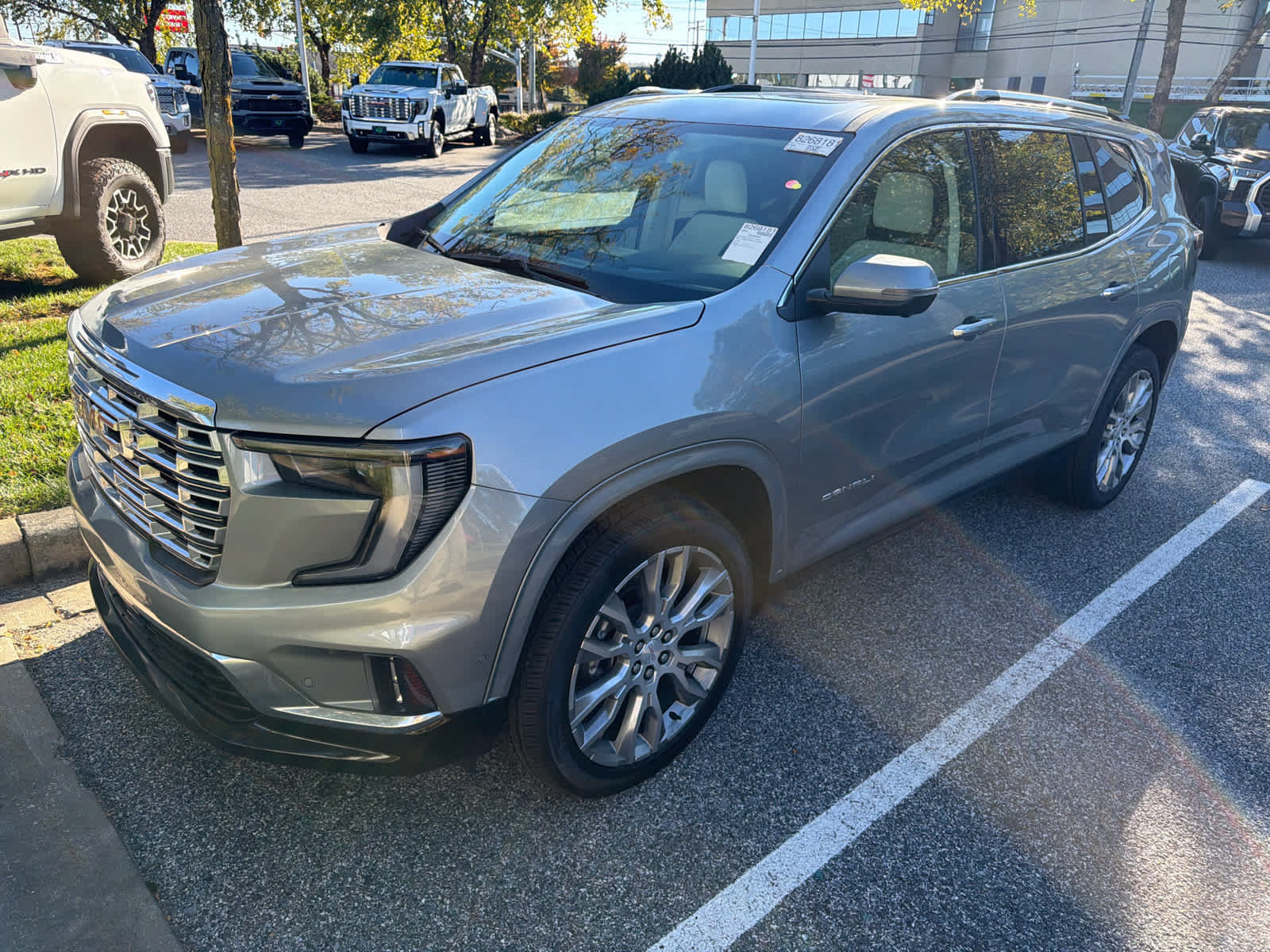 Used 2026 GMC Acadia Denali w/ Super Cruise Package AWD/4WD image 3