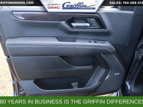 New 2026 GMC Yukon Elevation AWD/4WD image 13