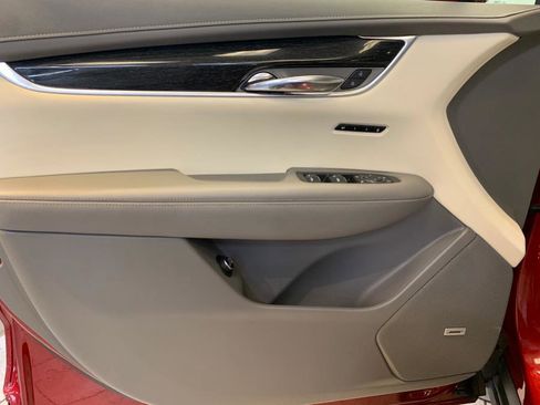 Used 2021 Cadillac XT6 Premium Luxury image 15