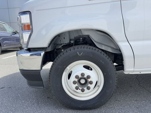 New 2025 Ford E-350 and Econoline 350 Super Duty w/ Power Equipment Group RWD image 18