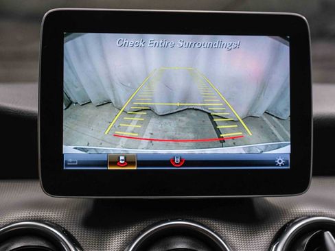 Certified 2020 Mercedes-Benz GLA 250 image 30