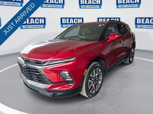 Used 2023 Chevrolet Blazer RS image 1
