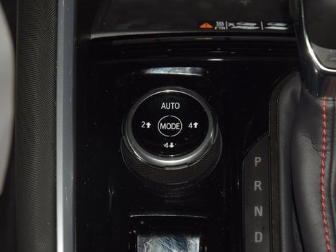 Certified 2024 Chevrolet Colorado Z71 w/ Z71 Convenience Package 2 image 35