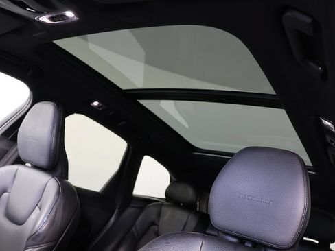 Used 2019 Volvo XC60 T5 Inscription AWD/4WD image 18
