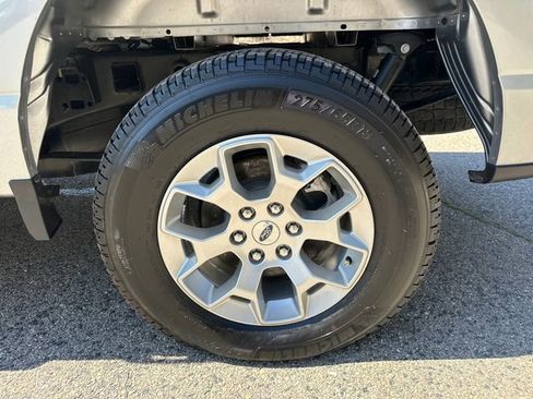 Used 2025 Ford F150 XLT w/ Equipment Group 301A Standard AWD/4WD image 17