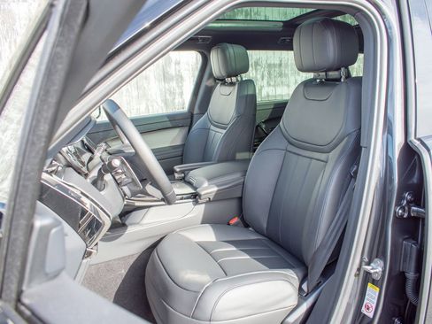 New 2026 Land Rover Range Rover Sport Dynamic SE AWD/4WD image 19