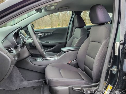 Used 2023 Chevrolet Malibu LS image 8