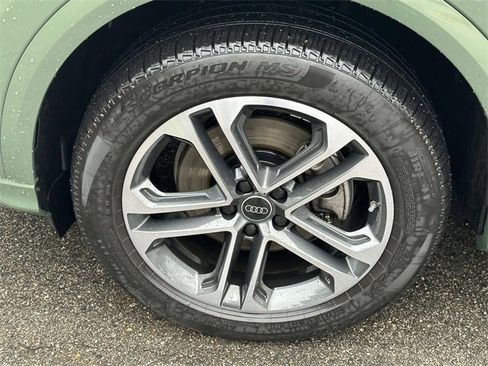 Certified 2025 Audi Q5 Premium Plus w/ Premium Plus image 10