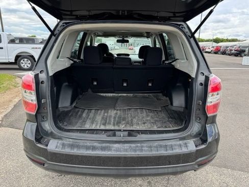Used 2016 Subaru Forester 2.5i Premium w/ All-Weather Package AWD/4WD image 39