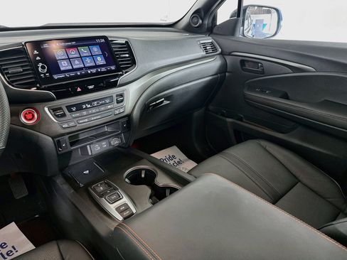 Used 2025 Honda Ridgeline TrailSport image 23