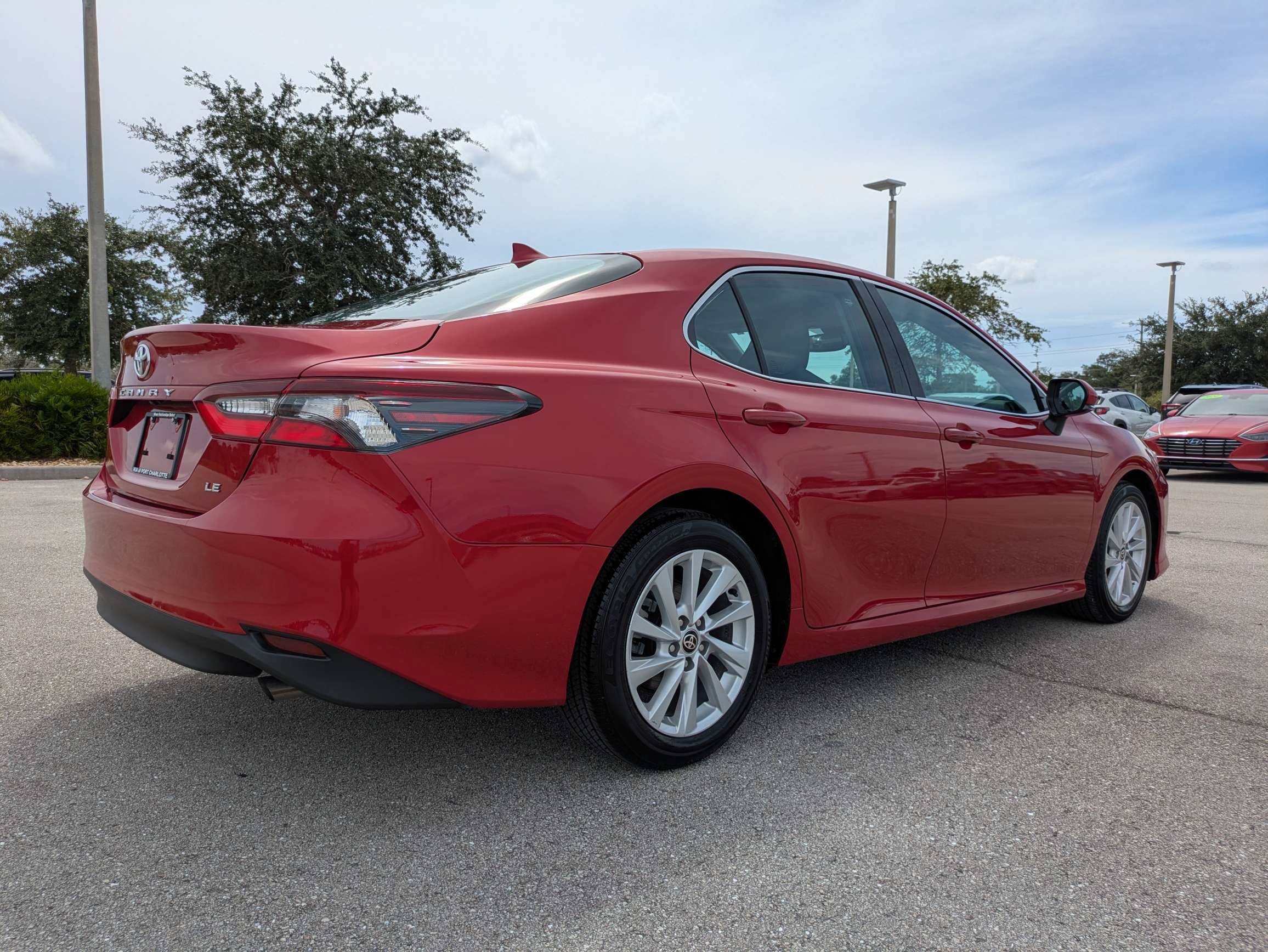 Used 2024 Toyota Camry LE w/ Convenience Package FWD image 4