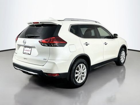 Used 2019 Nissan Rogue SV FWD image 7