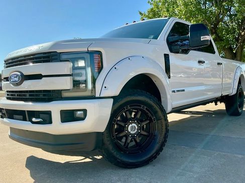 Used 2018 Ford F350 King Ranch w/ King Ranch Ultimate Package AWD/4WD image 2