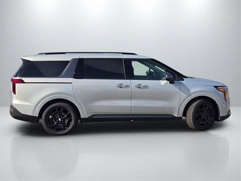 New 2026 Kia Carnival SX Prestige image 3
