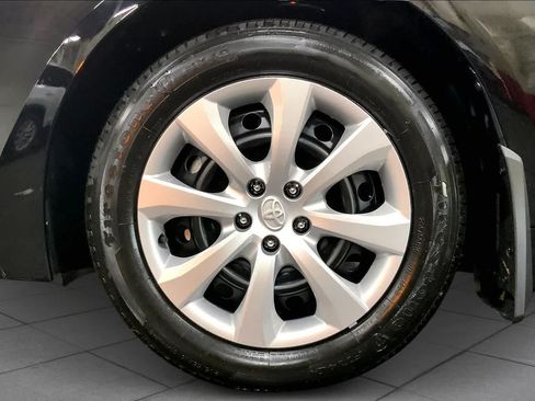 Used 2026 Toyota Corolla LE FWD image 11