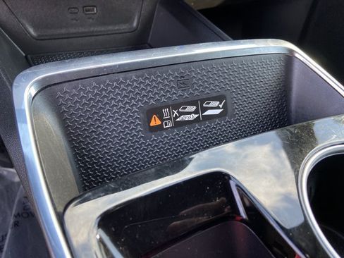 Used 2025 Chevrolet Equinox LT w/ Convenience Package II AWD/4WD image 43