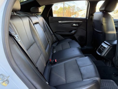 Used 2018 Chevrolet Impala LT image 38