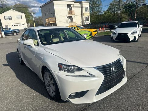 Used 2016 Lexus IS 300 AWD w/ Premium Package image 12