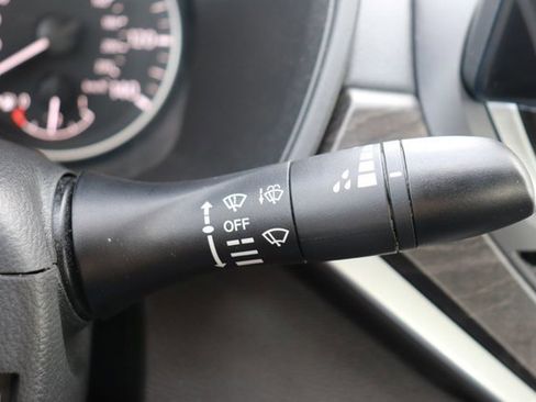 Used 2023 Nissan Altima 2.5 SV w/ SV Premium Package image 24