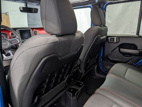 Used 2021 Jeep Wrangler Unlimited Rubicon image 11