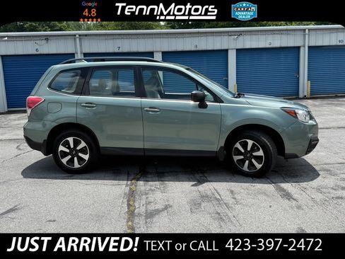 Used 2018 Subaru Forester 2.5i w/ Alloy Wheel Package AWD/4WD image 4
