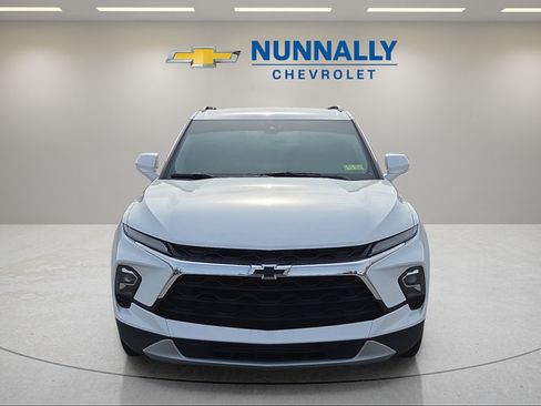 Used 2023 Chevrolet Blazer LT w/ Convenience Package FWD image 8